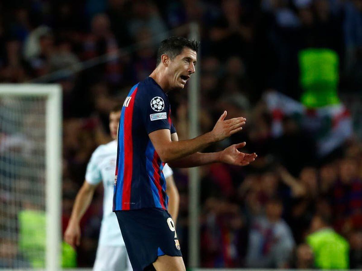 Robert Lewandowski Scores Late Equaliser To Give Barcelona Champions