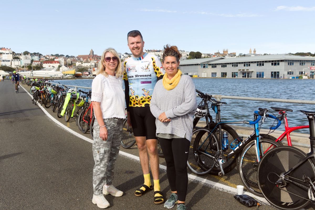 Matt Collas, of Only Fools and Donkeys, which organised the Peter’s There and Back ride, with Aileen Fahy, left, of Cazenove Capital, and Claire Carre, chairman of Help a Guernsey Child. (Picture by Stacey Upson, 30273788)