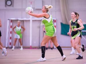 Picture By Peter Frankland. 01-02-23 Netball - Rezzers Green v Lightning A.. (31761910)
