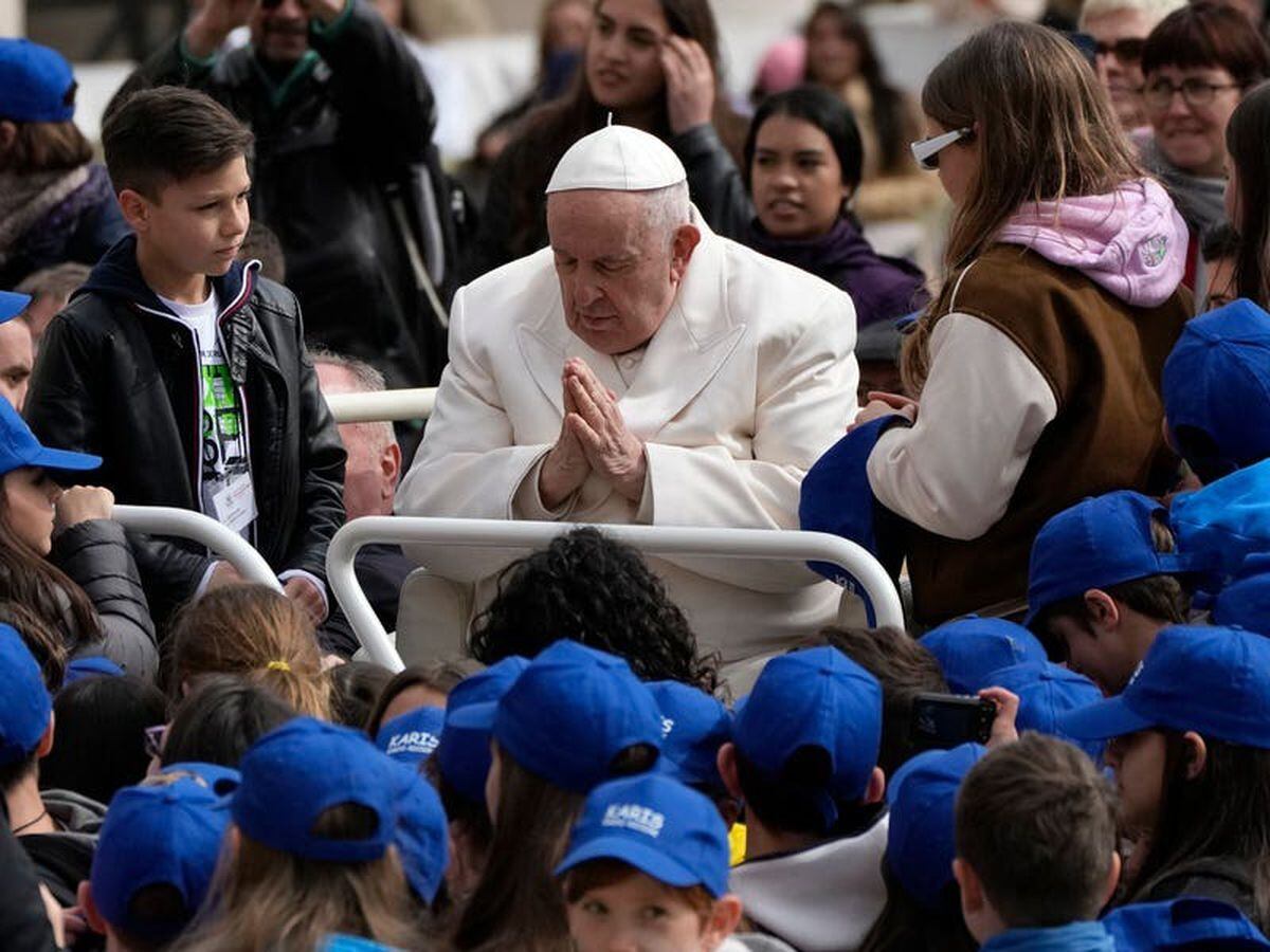 Pope ‘ate pizza for dinner and will leave hospital on Saturday’