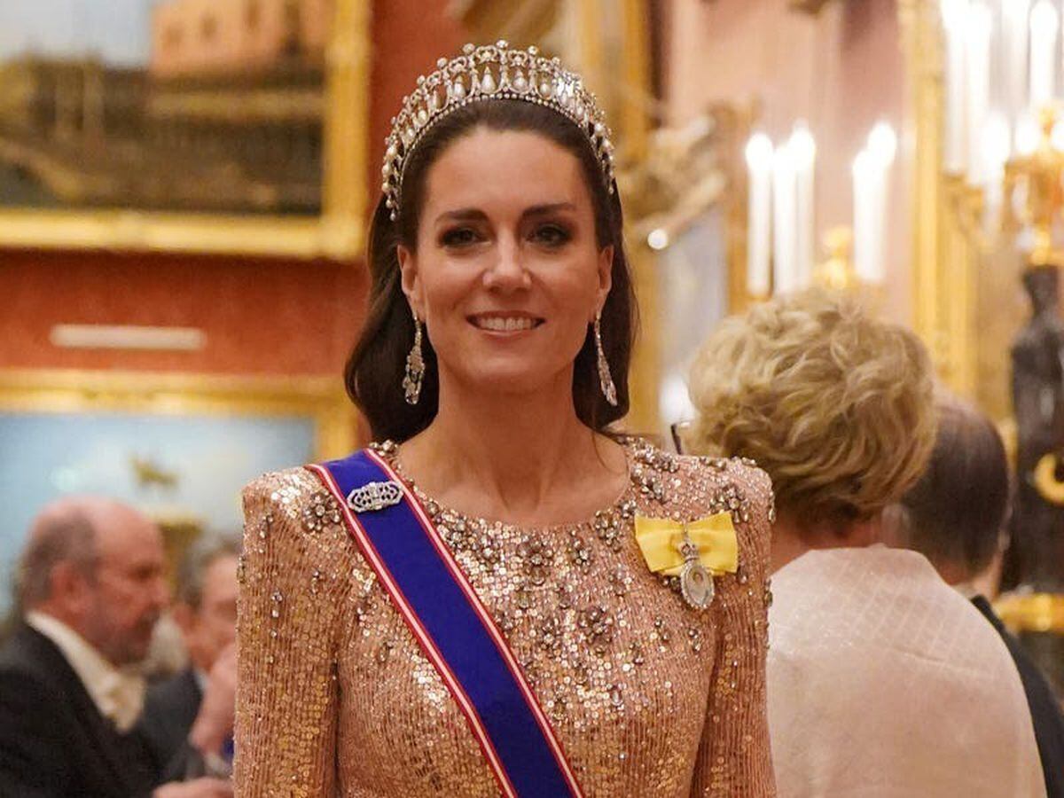 Royals Dazzle At Glittering Diplomatic Reception At Buckingham Palace ...