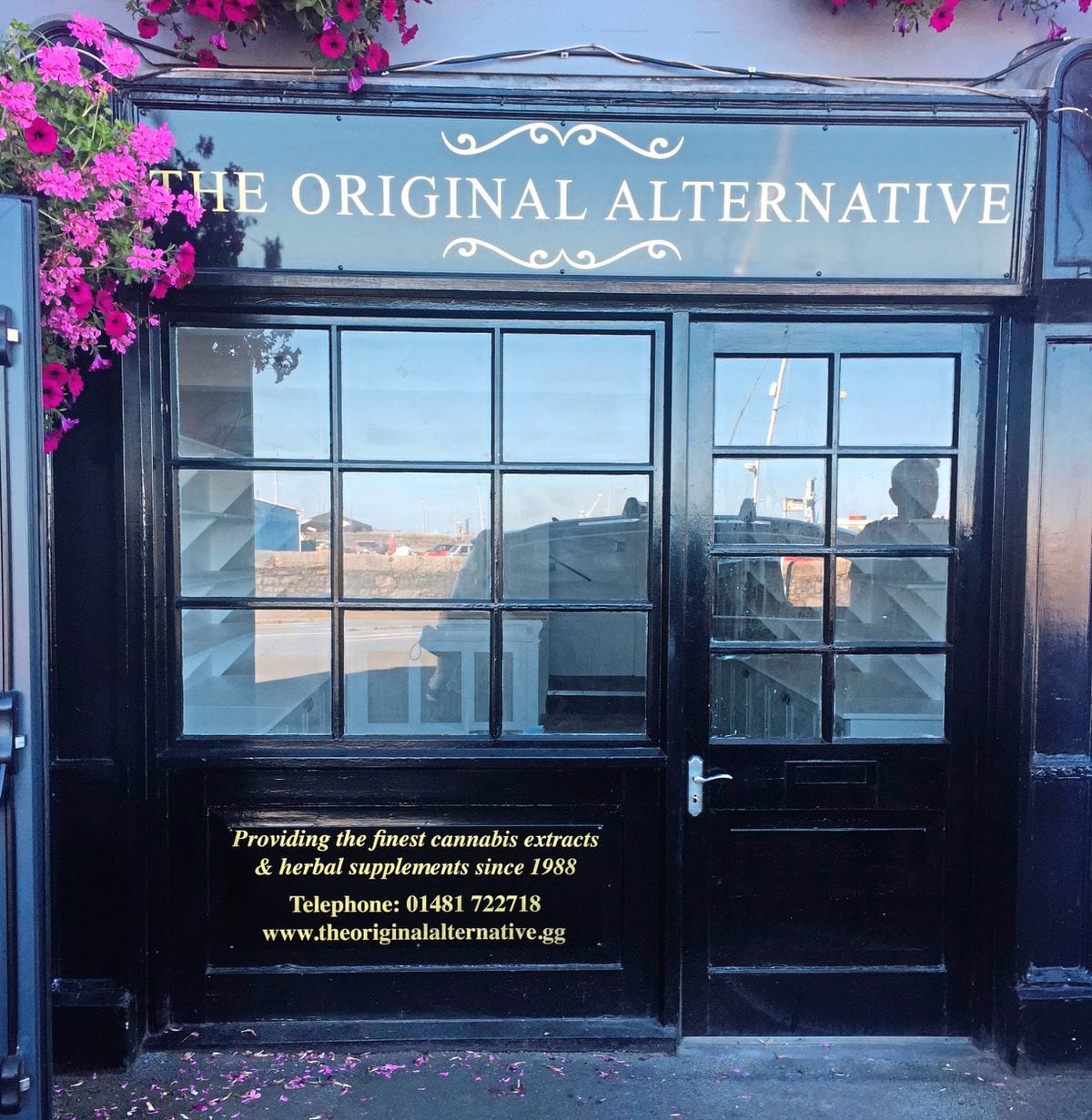 The Original Alternative will open its shop in the centre of Town on Monday selling organic CBD oils, six months after restrictions were lifted on the sale of certain products. (Picture by Aaron Carpenter 22215898)