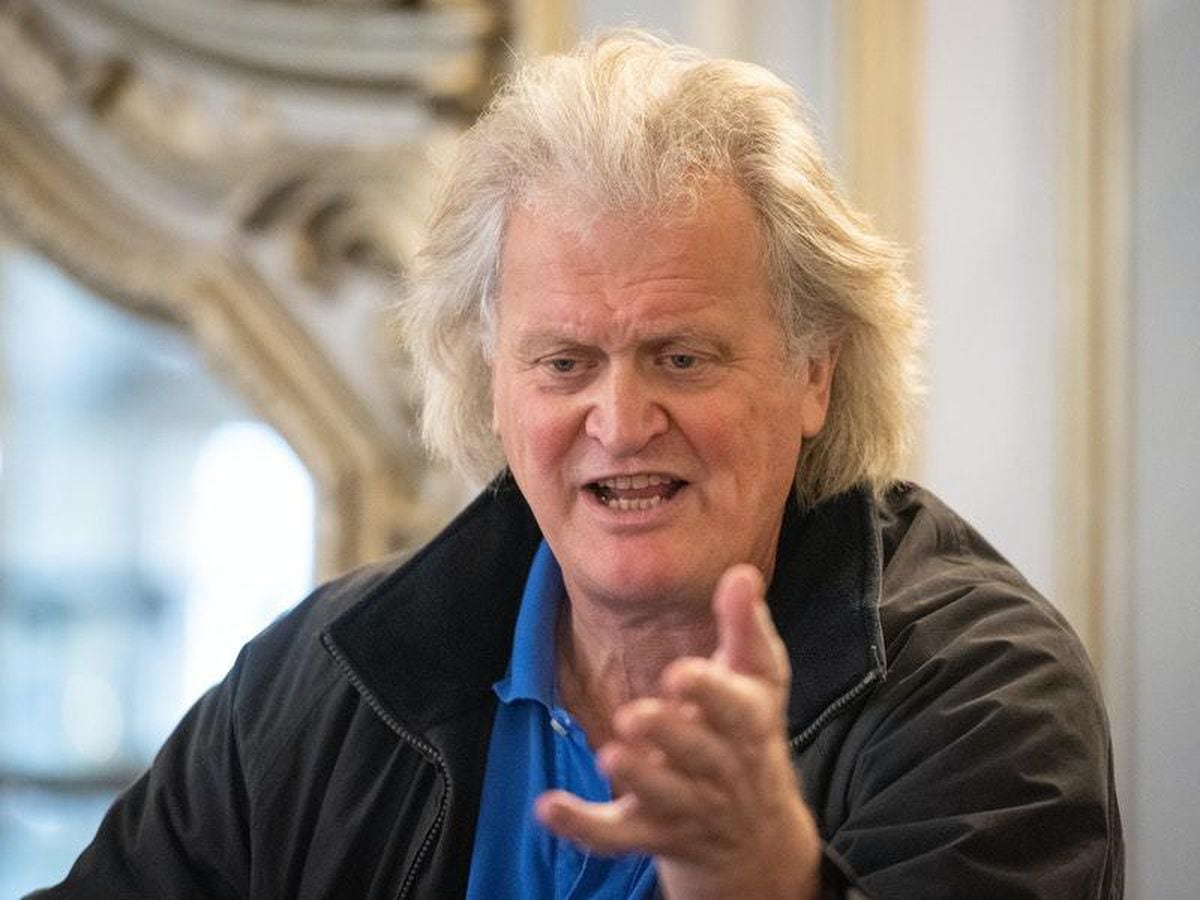 wetherspoon-boss-urges-government-to-call-time-on-10pm-pubs-curfew