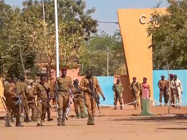 Military junta now controls Burkina Faso, say soldiers