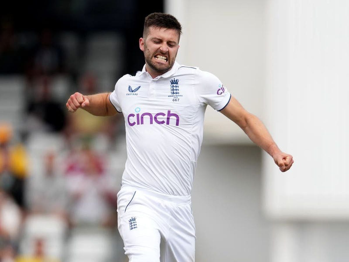 Fiery Mark Wood and Stuart Broad give England flying start to must-win Test | Guernsey Press