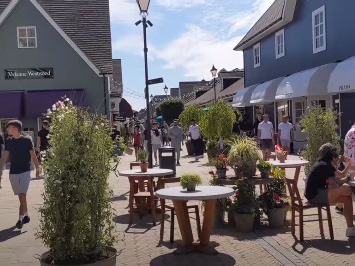 Bicester Village: Petition calls for closure over safety concerns