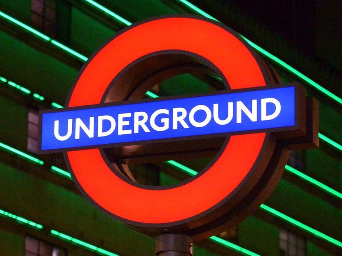 Tube workers set for above inflation pay rise