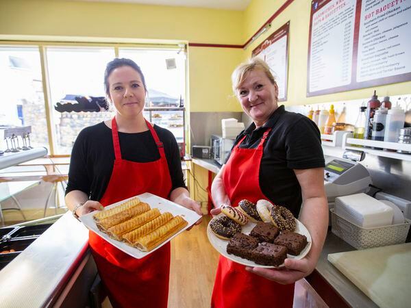 Picture by Luke Le Prevost. 21-01-22..Coffee shops and sandwich bars share thoughts on how lifting work from home restrictions will affect their business. L-R Layla-Marie Bruce and Jelena Borkorsko from Fillers Sandwich Bar. (30416992)