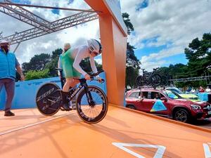 Cycling - Sam Culverwell gets his time trial under way at the Birmingham 2022 Commonwealth Games. He finished 21st following a mechanical issue on the Wolverhampton course.
Picture by Graham Chester, 04-08-22 (31114341)