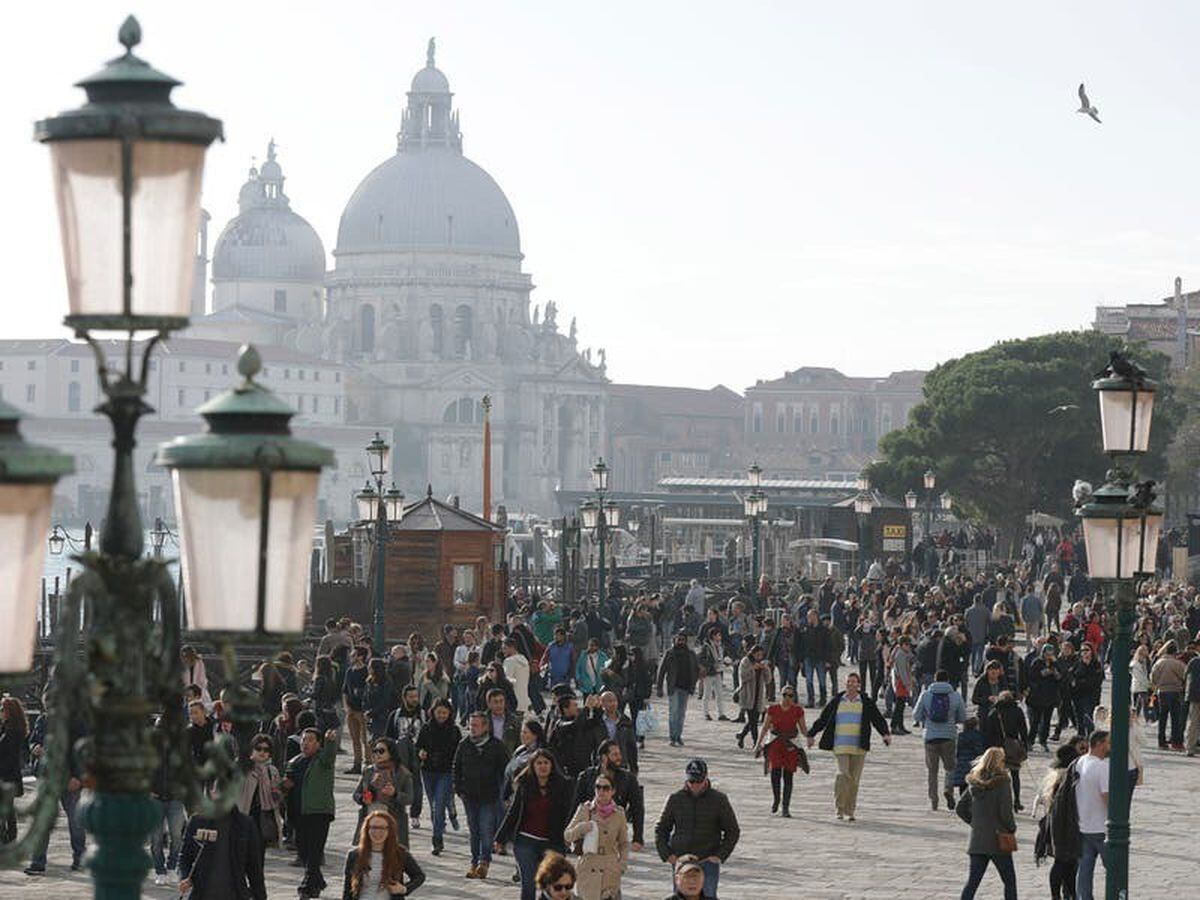 Venice announces bookings and fees for mandatory day trips