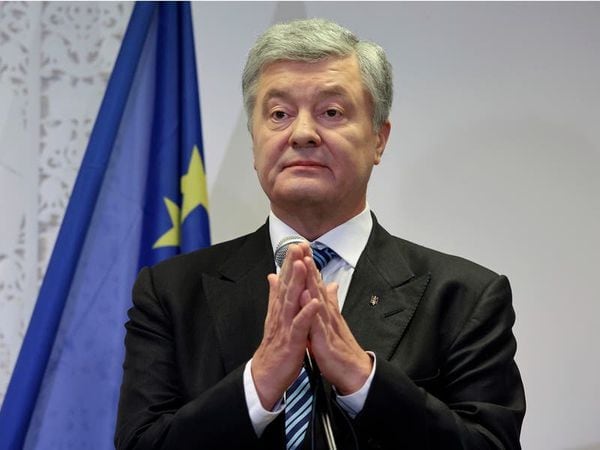 Former president Poroshenko to return to Ukraine to face charges