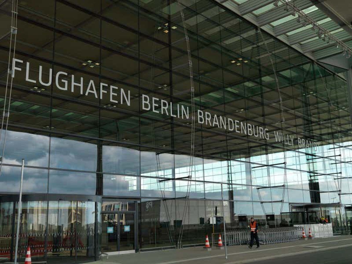 Berlin Airport cancels all flights amid ground staff strike