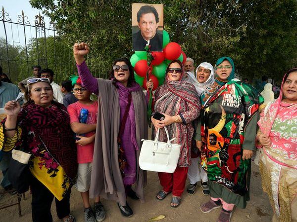 Pakistan court orders Imran Khan must stay in jail