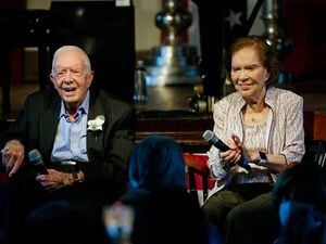 Former first lady Rosalynn Carter has dementia, family says