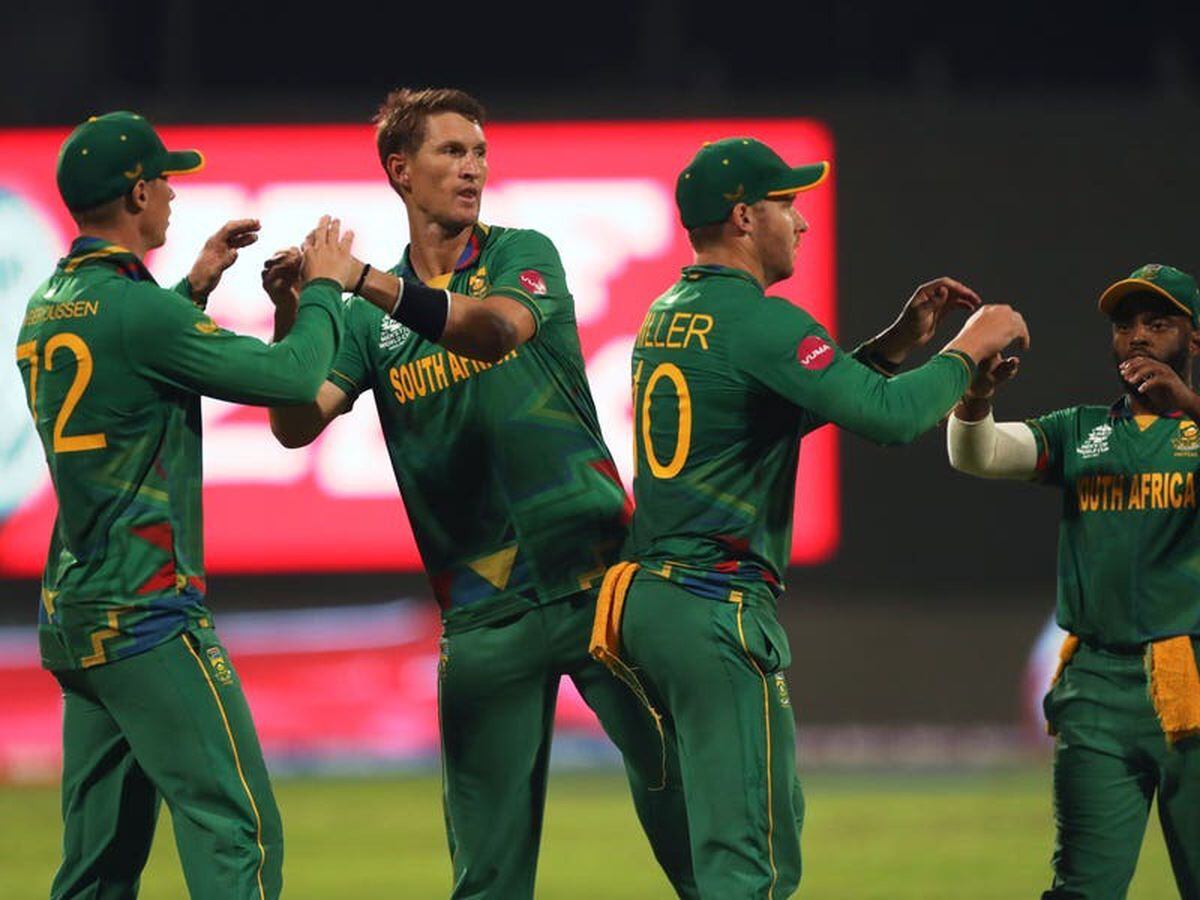 england-reach-t20-world-cup-semi-finals-despite-10-run-defeat-to-south