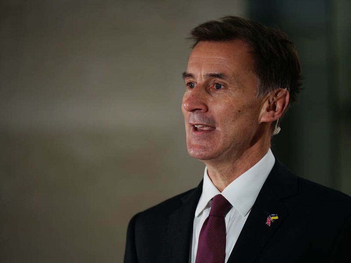 Jeremy Hunt rejects forecasts on Brexit hit to UK economy