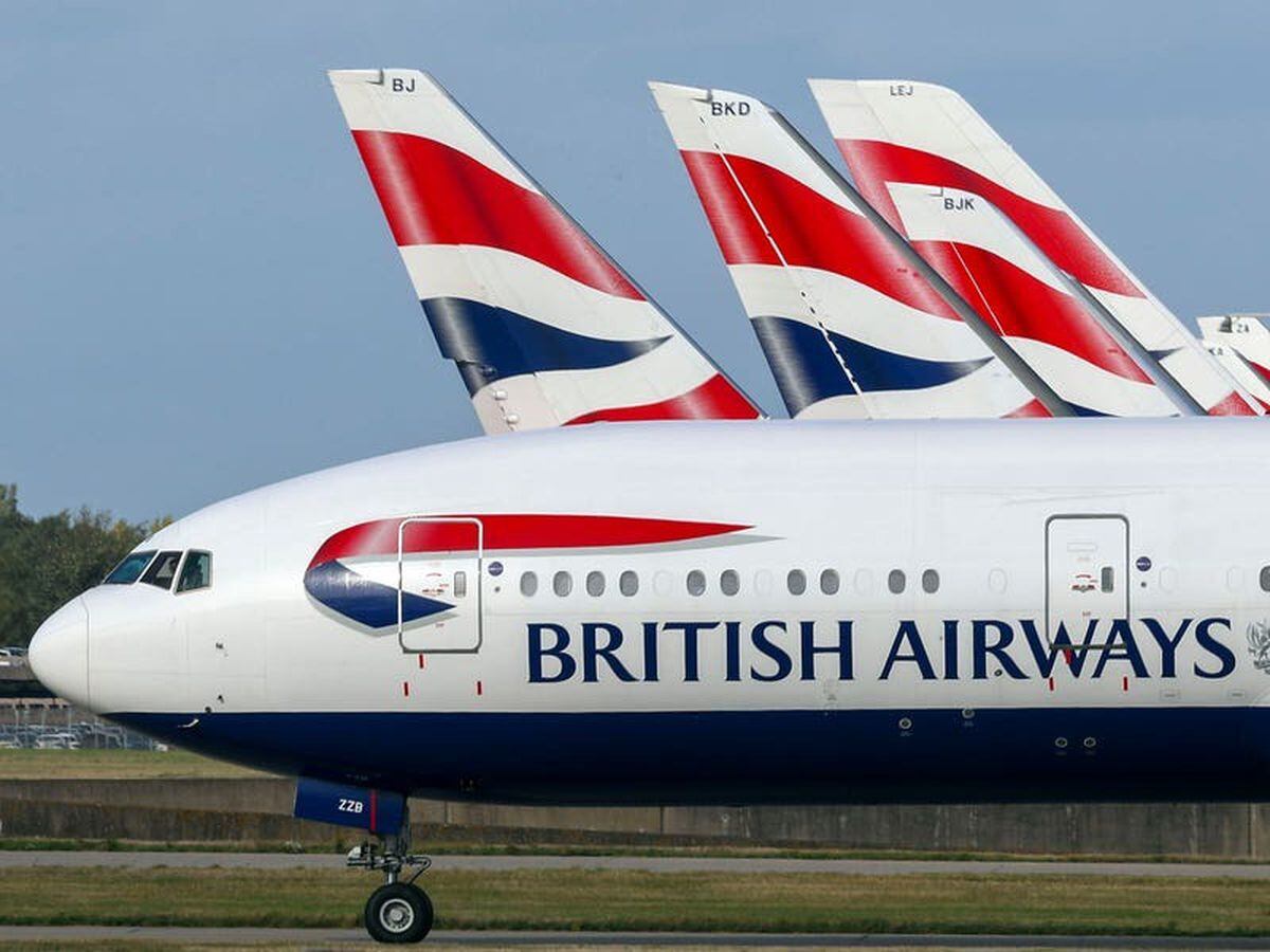 ‘Total chaos’ at Heathrow as airport orders 30 flights to be cancelled