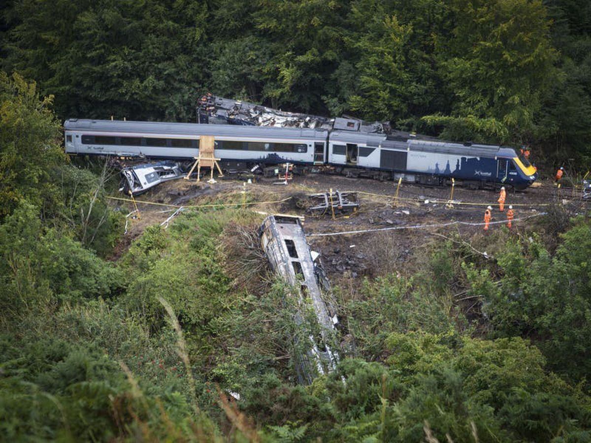 Network Rail To Face Prosecution Over Deadly Rail Crash Guernsey Press 0317