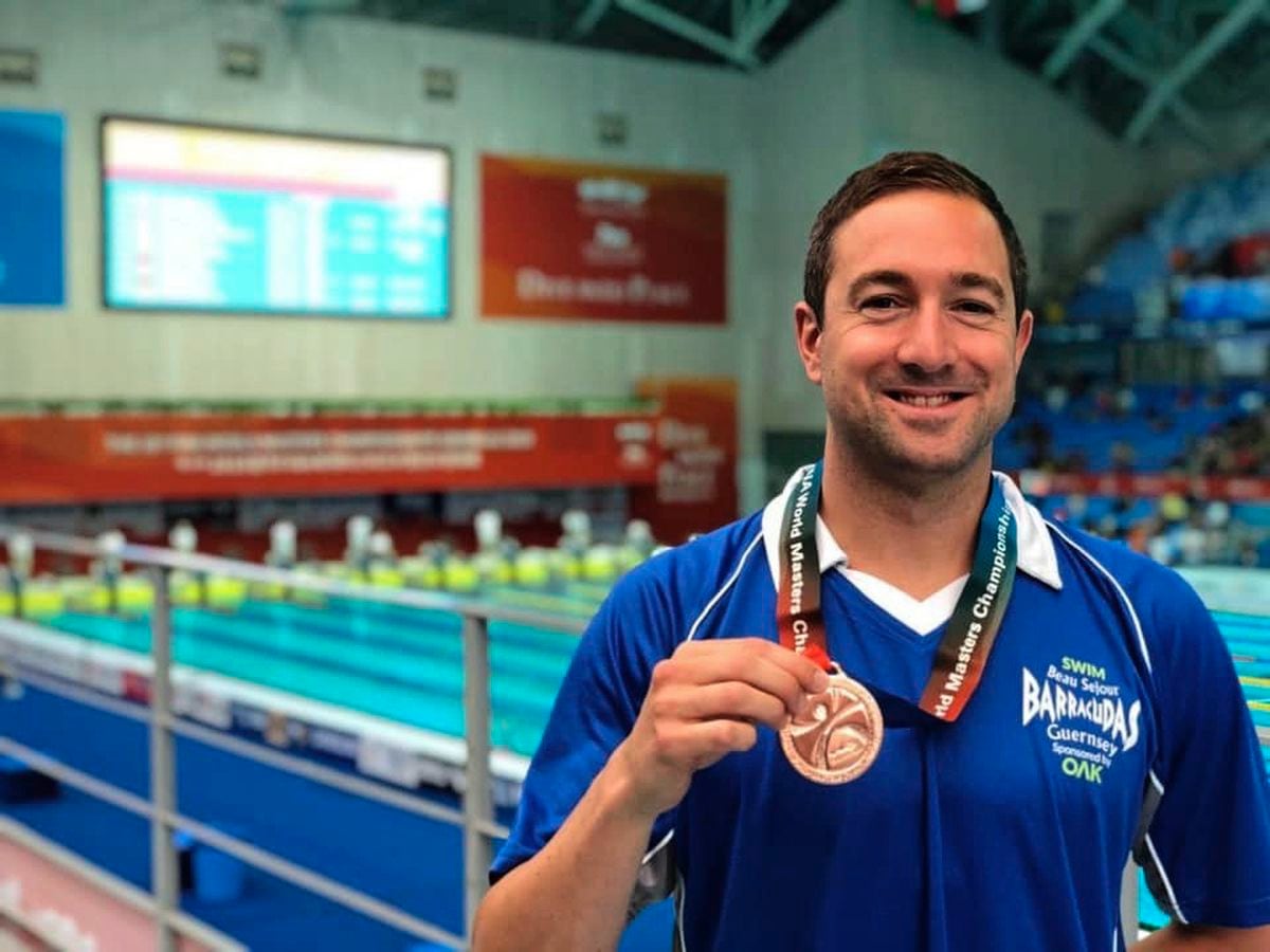 Tom Hollingsworth with one of the medals he won at the World Masters Championships in South Korea. (25645316)