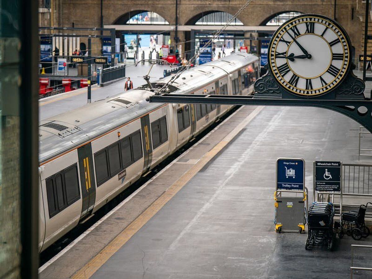Fresh strike by train drivers to cause more travel disruption