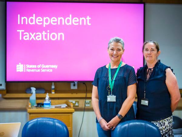 Picture By Peter Frankland. 23-09-22 Single person tax presentation. Changes are being made so that married couples will have to file individual tax forms from February 2024. L-R - Sarah Davies, Head of Service Delivery for the Revenue Service and Nicky Forshaw, Director of the Revenue Service.. (31298605)