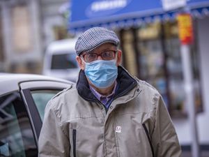 Peter Mudge, aged 88, was happy to wear a mask in Town when the CCA strongly advised they should be worn. (Picture by Sophie Rabey, 30253346)