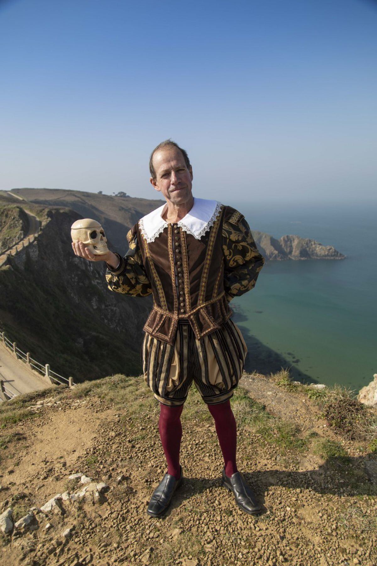Jeremy La Trobe-Bateman as the man himself, William Shakespeare. (30896099)