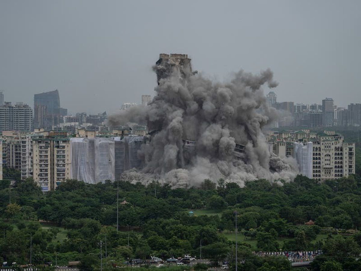 Two high-rise buildings in India demolished for violating building laws