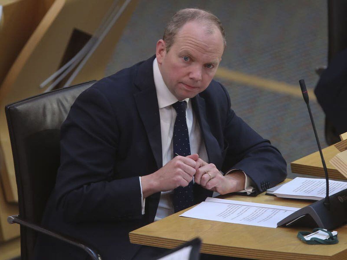 Tories write to top civil servant to complain over independence minister