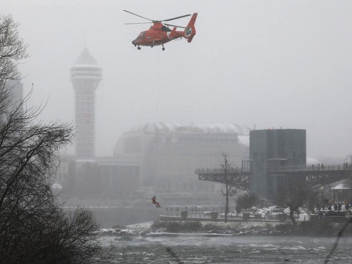 Coast Guard diver pulls body from car above Niagara Falls