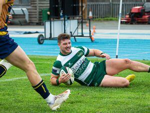 Guernsey centre Ethan Smith slides over to score the match-winning try against Worthing. (Picture by Martin Gray, 31421289)