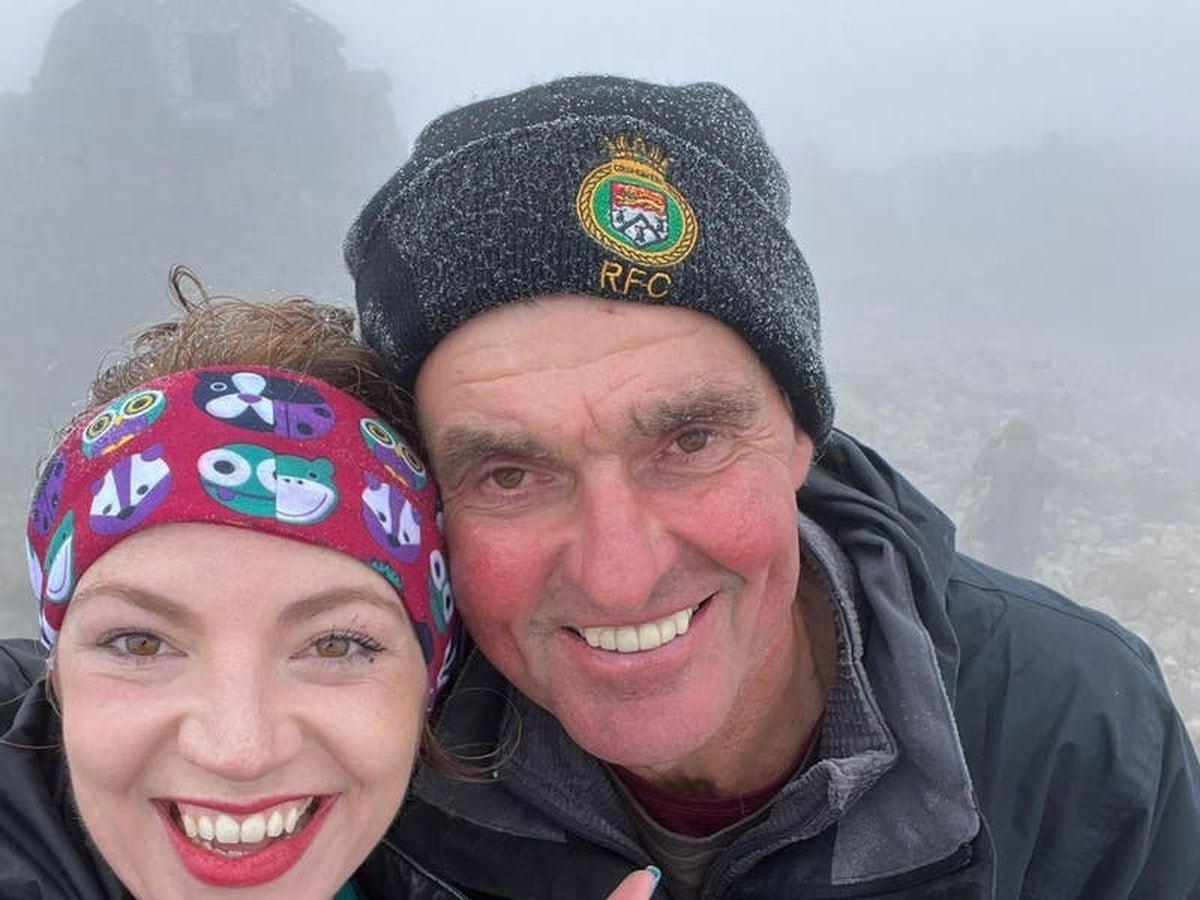 Rambler returns to climb Ben Nevis with woman who saved his life there