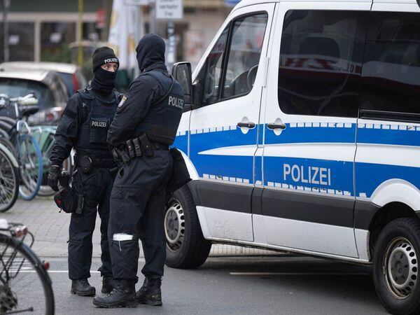 German police arrest 25 on suspicion of planning armed far-right coup