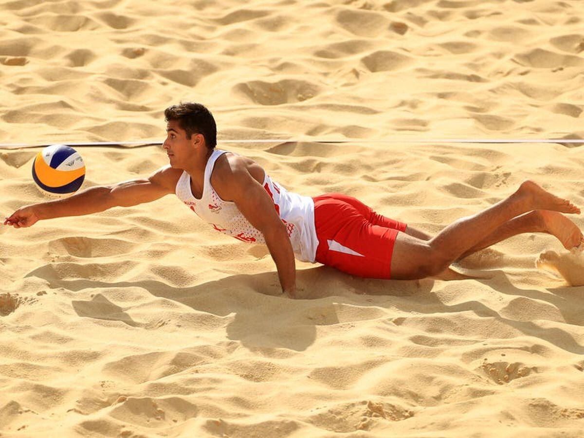Bello brothers beaten by Canadian duo in beach volleyball semi-finals