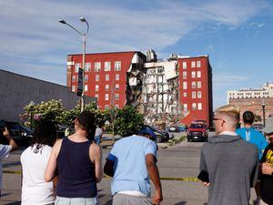 Five people remain missing after Iowa apartments collapse