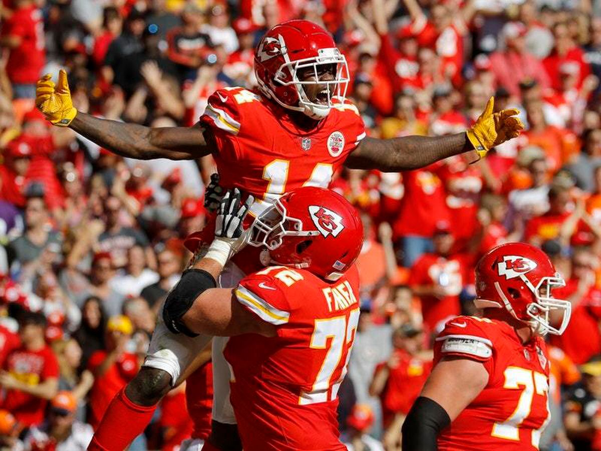 Hunt Helps Kansas City Down Denver As Chiefs Improve To 7-1 | Guernsey ...