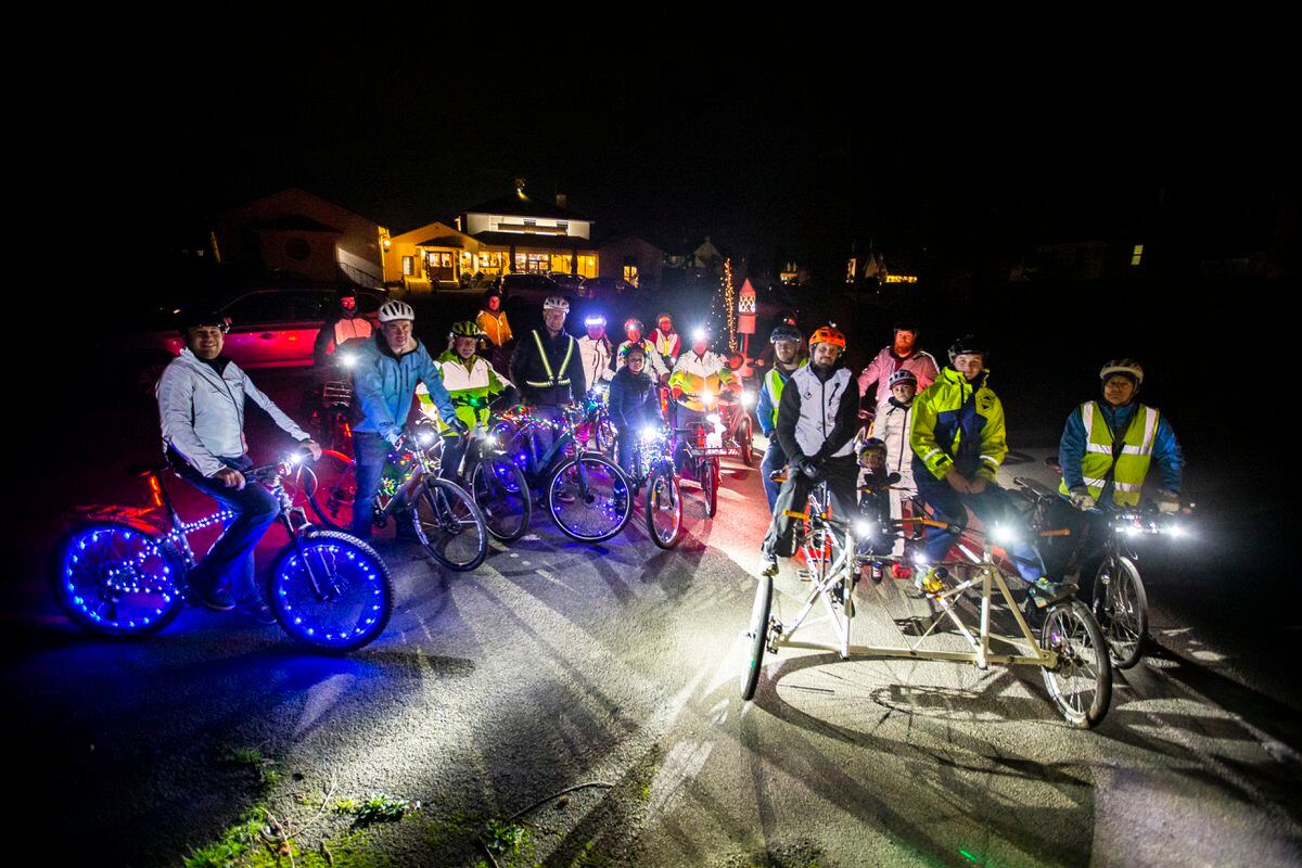 Cyclists gathered at the Pony Inn for the Guernsey Bicycle Group’s inaugural night ride with visibility the object of the event.(Pictures by Luke Le Prevost, 31529159)