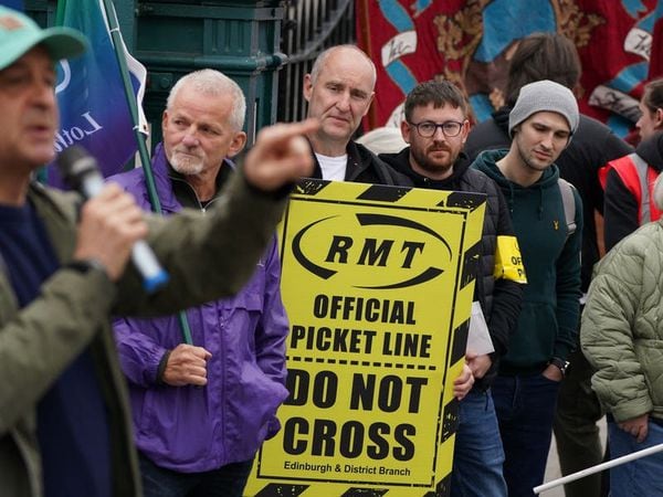 Striking rail and postal workers to demonstrate in demand for fair pay