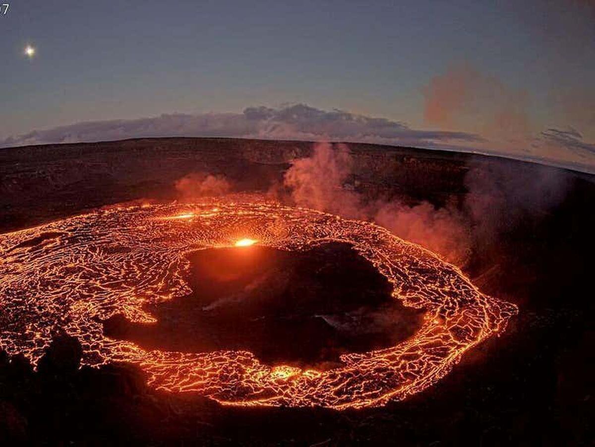 Hawaii's Kilauea volcano erupts again, sparkling caldera on top