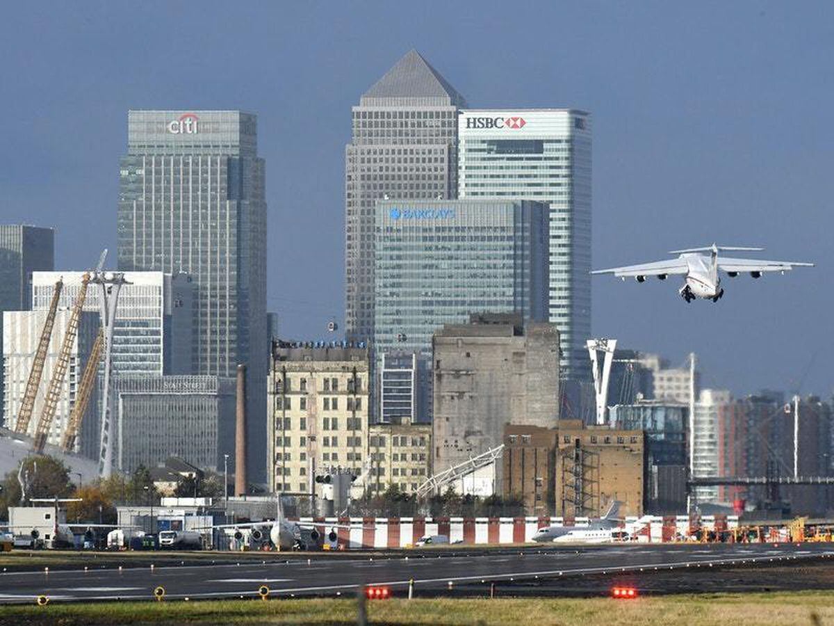 london city airport approach