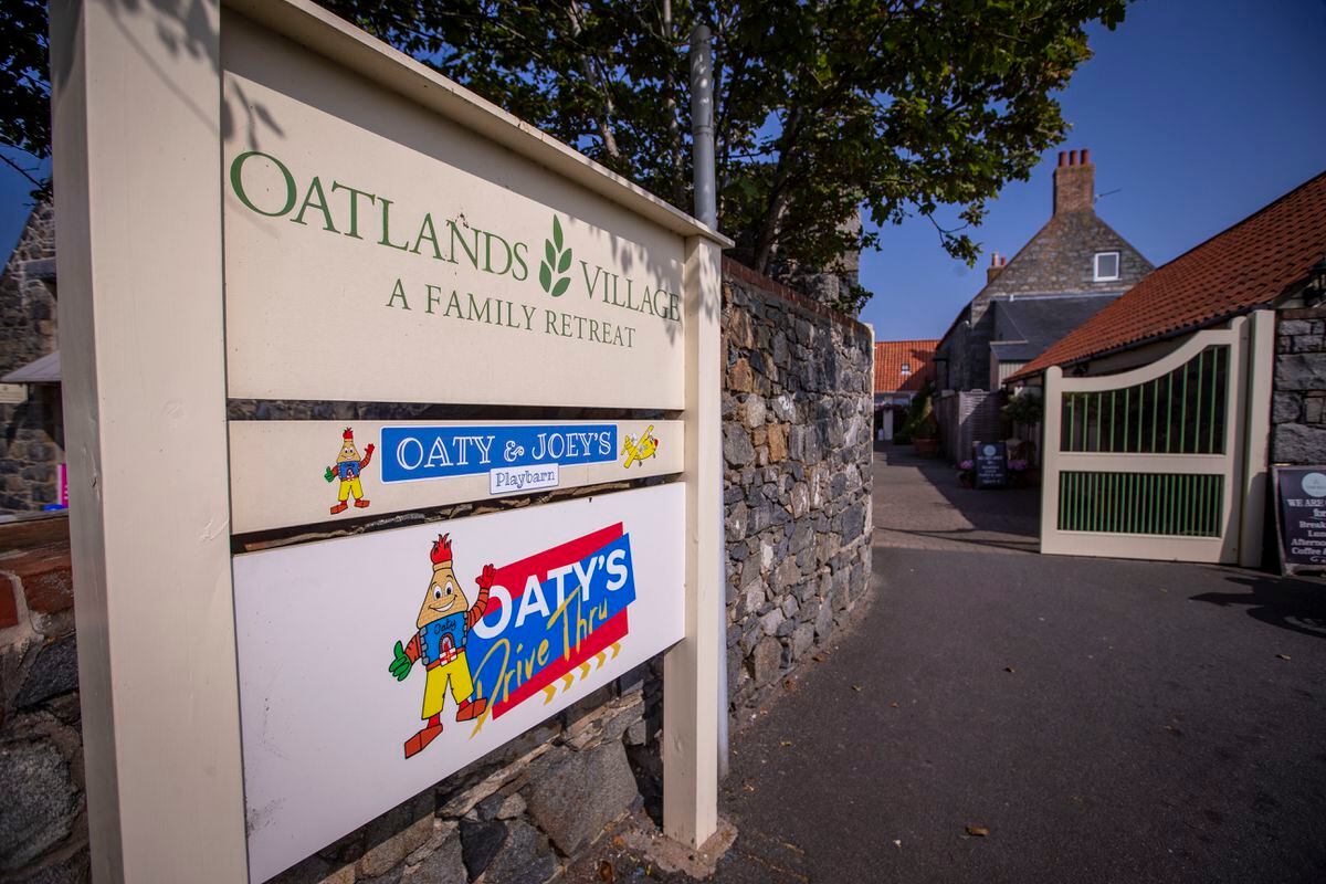 Oatlands Village has continued to improve and develop. (30906267)