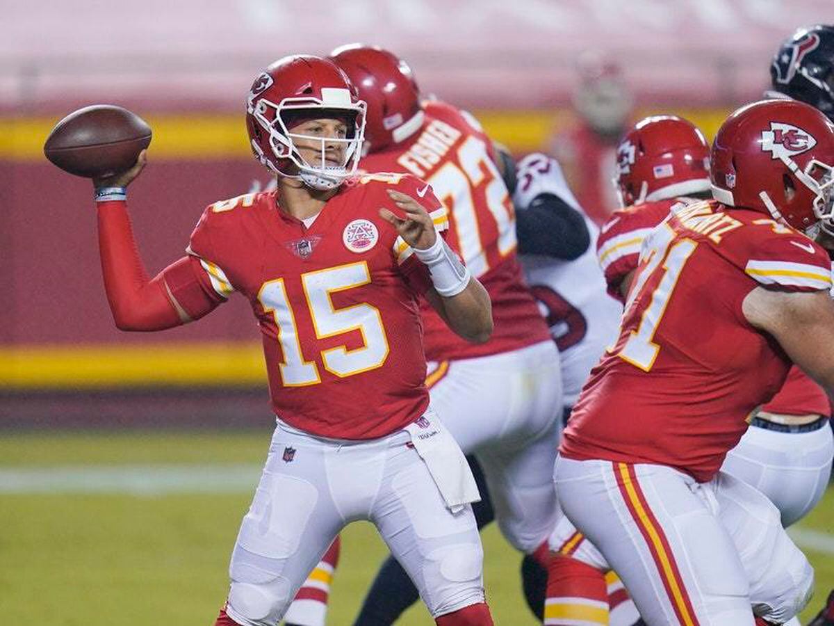 Kansas City Chiefs start Super Bowl defence with win over the Houston