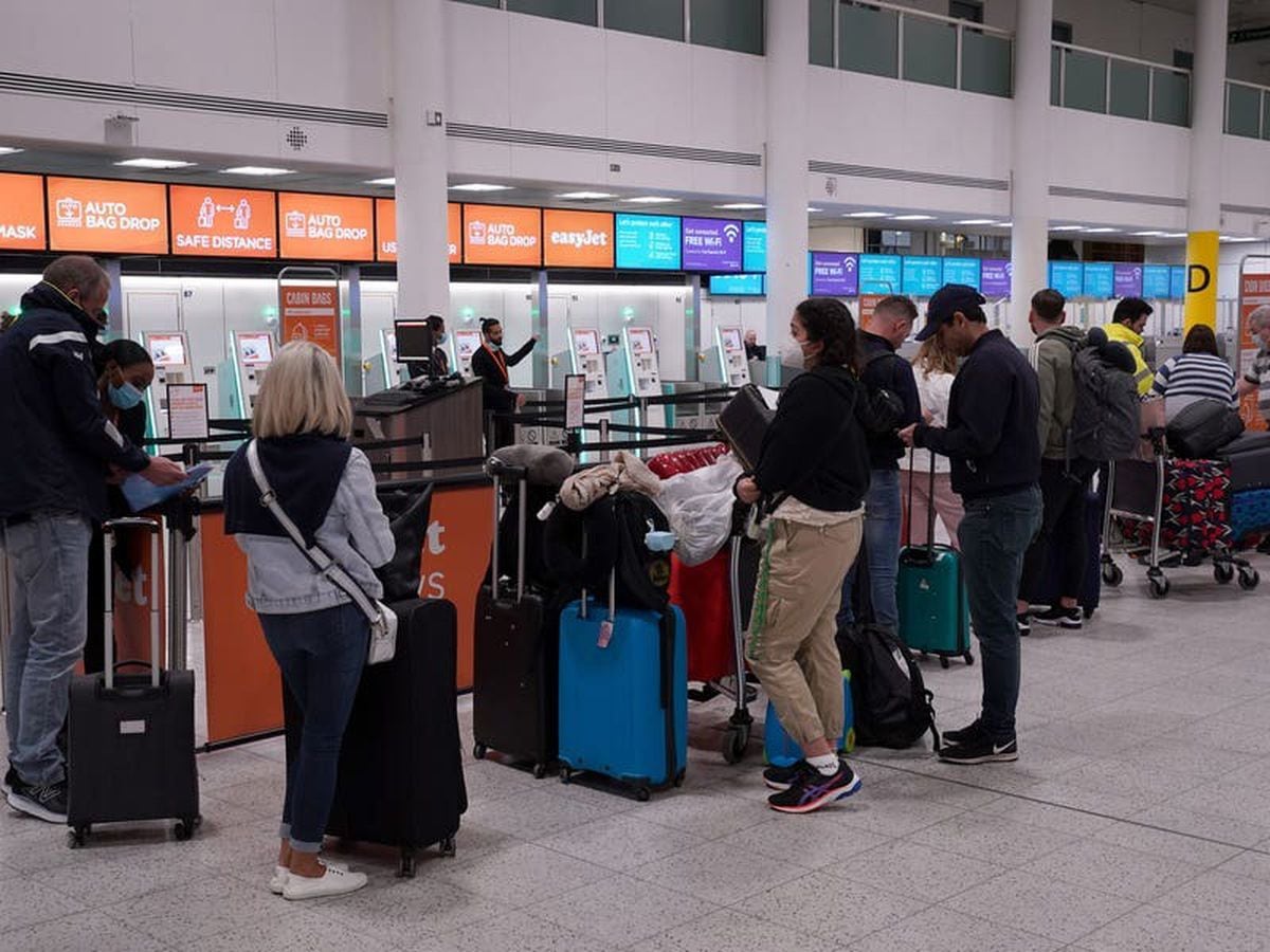 UK airports apologise after staff shortages continue to cause travel