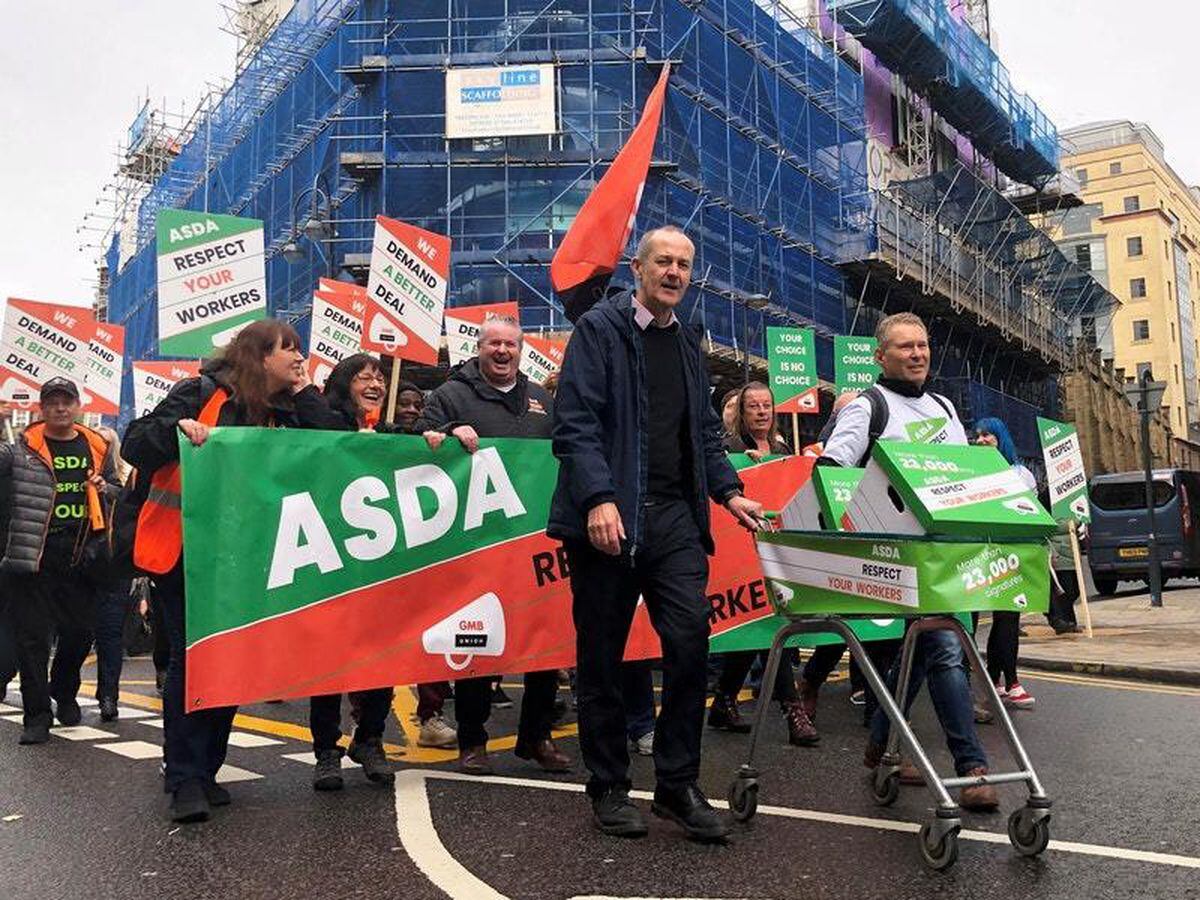 asda-workers-stage-protest-over-new-contract-guernsey-press