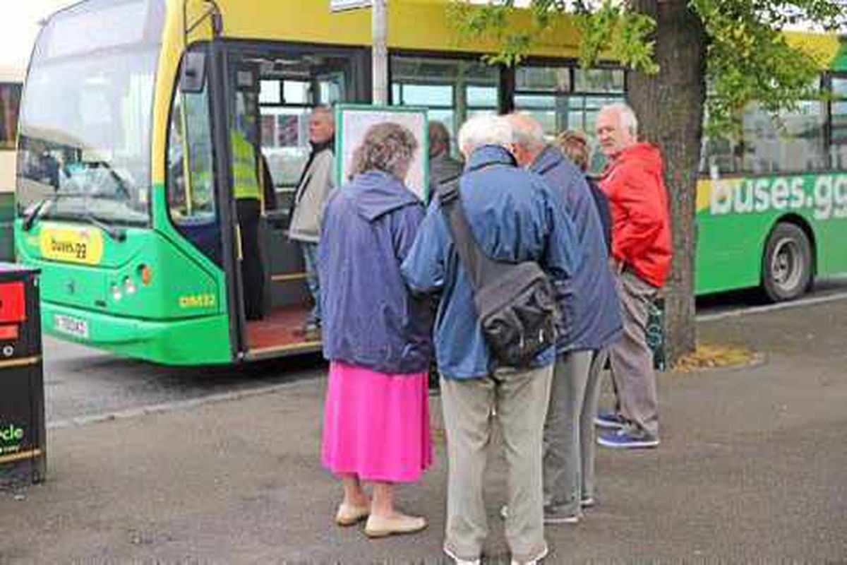 Bug blames bus service failures on Environment Guernsey Press picture