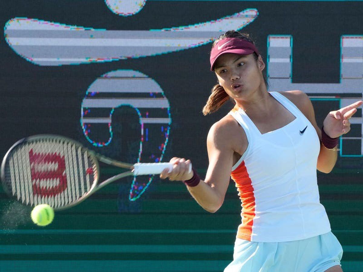 Emma Raducanu powers into semi-finals in Seoul with rout of Magda Linette