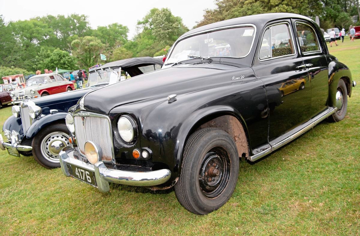 Vintage and military mix at Classic Vehicle Club Show | Guernsey Press