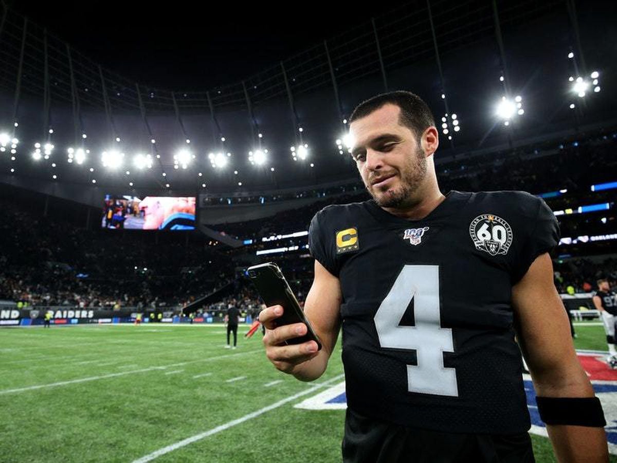 Oakland quarterback Derek Carr hails Tottenham Hotspur Stadium