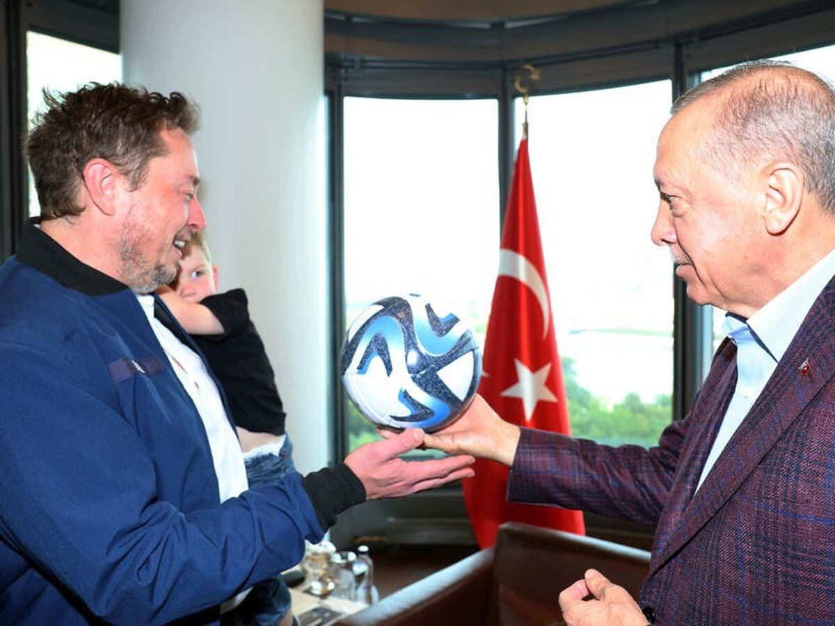 Erdogan urges Musk to set up Tesla factory in Turkey