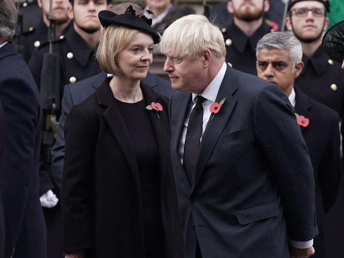 Boris Johnson and Liz Truss join rebellion against onshore wind ban